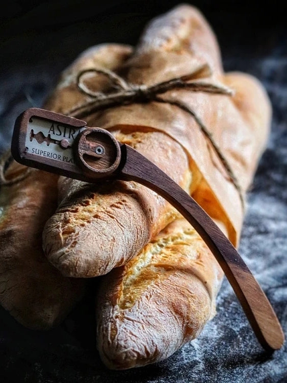 Wire Monkey Goose lame with freshly baked baguettes