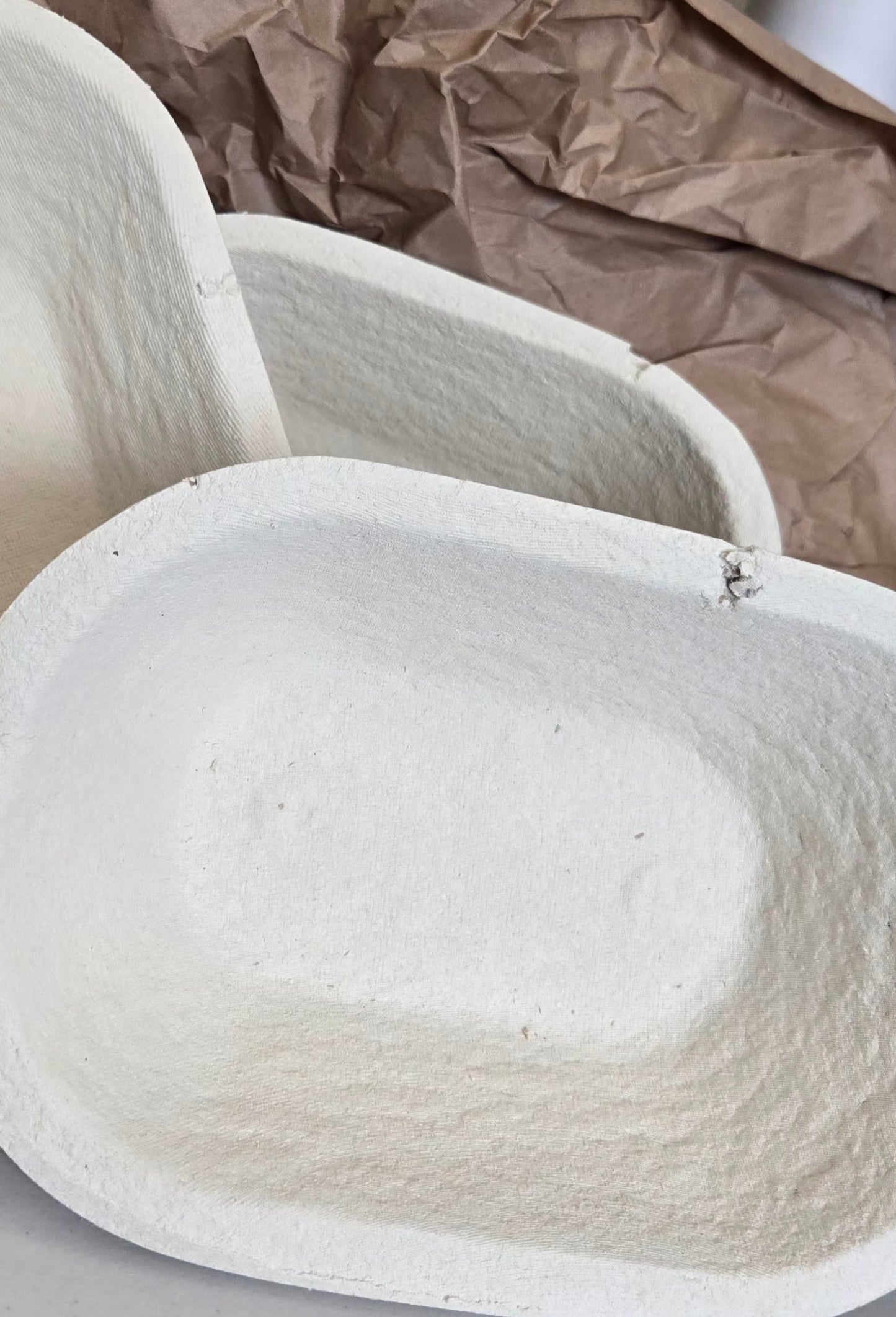 
                  
                    *IRREGULAR* WOOD PULP BANNETON
                  
                